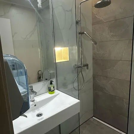 托米斯内普屯酒店 酒店 3*
