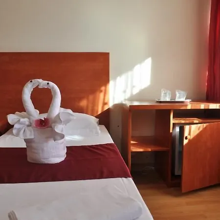 Tomis Hotel
