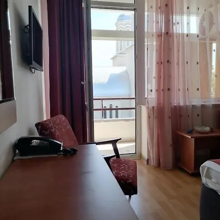 Hotel Tomis 3*