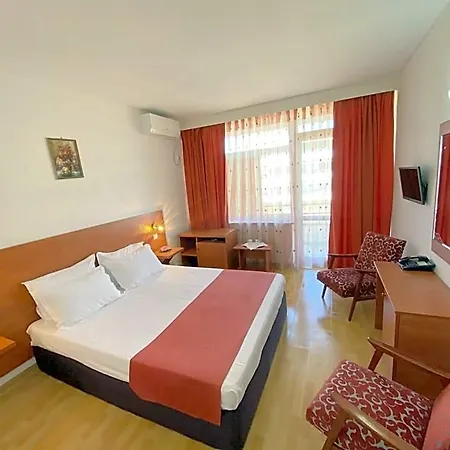 Tomis Hotel