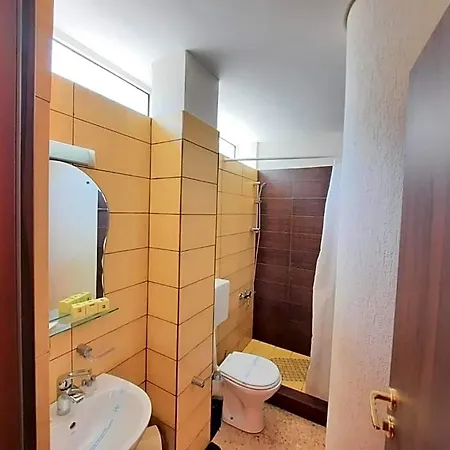 Tomis Hotel 3*