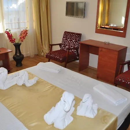 Tomis Hotel 3*
